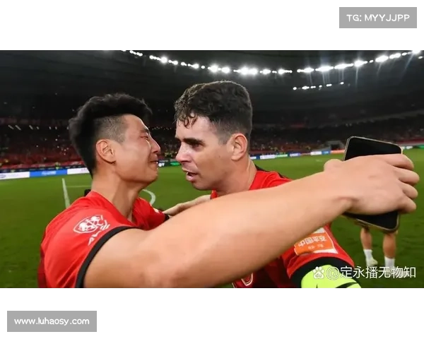 两连胜!上海上港主场5:1大胜西悉尼 两连胜!上海上港主场5:1大胜西悉尼